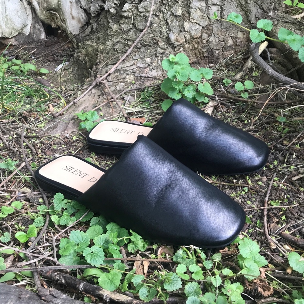 Free People Silent D Brigette Black Leather Mules Size 7.5/8 (37) - Picture 2 of 14
